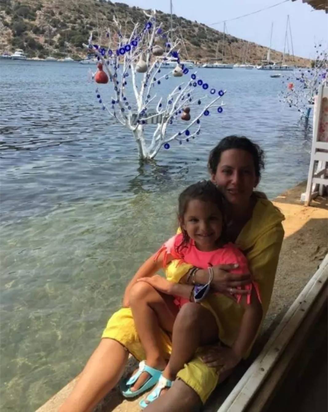 Bir zamanlar Arda Kural'ın büyük aşkıydı! Oyunculuğu bırakan Yıldız Asyalı uzun süre sonra tatilde yakalandı 2